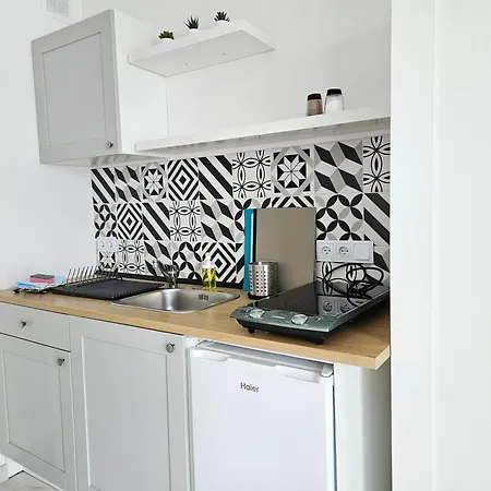 Polna Apartment *